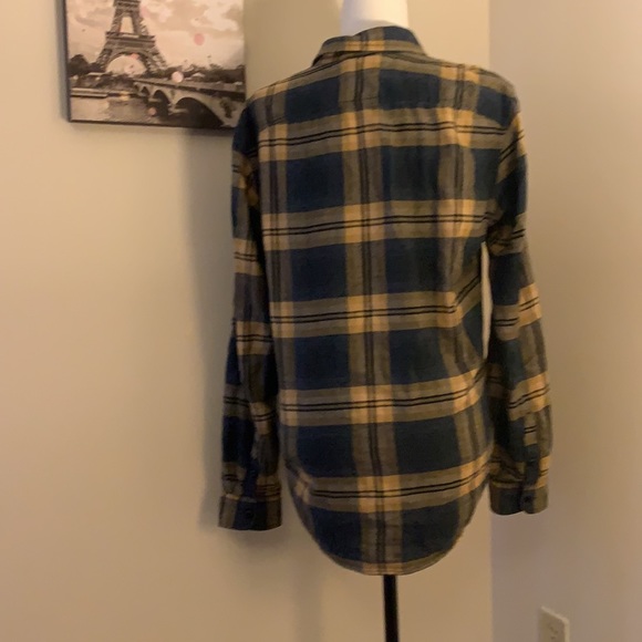 GAP | striped button down - Picture 2 of 3